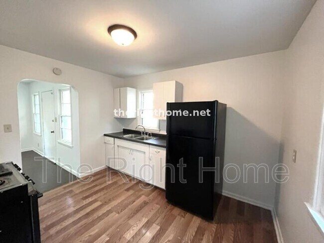 Building Photo - 3513 N 39th St