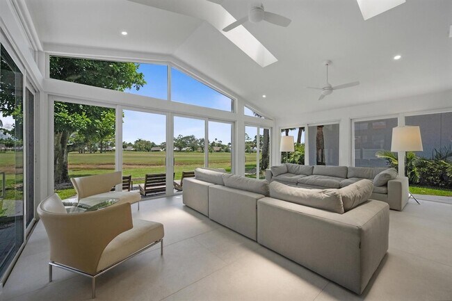 Foto del edificio - 13090 Touchstone Pl