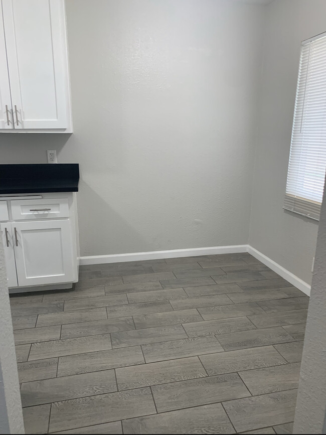 Kitchen - 9430 Park St