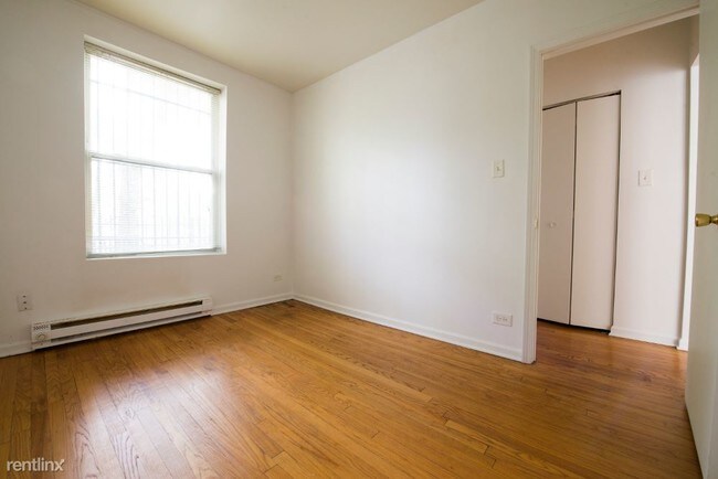 Building Photo - 1 br, 1 bath Apartment - 211 E 71st St