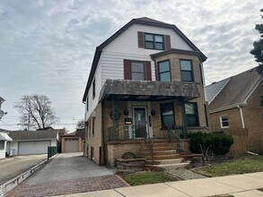 Building Photo - 3707 N Nora Ave