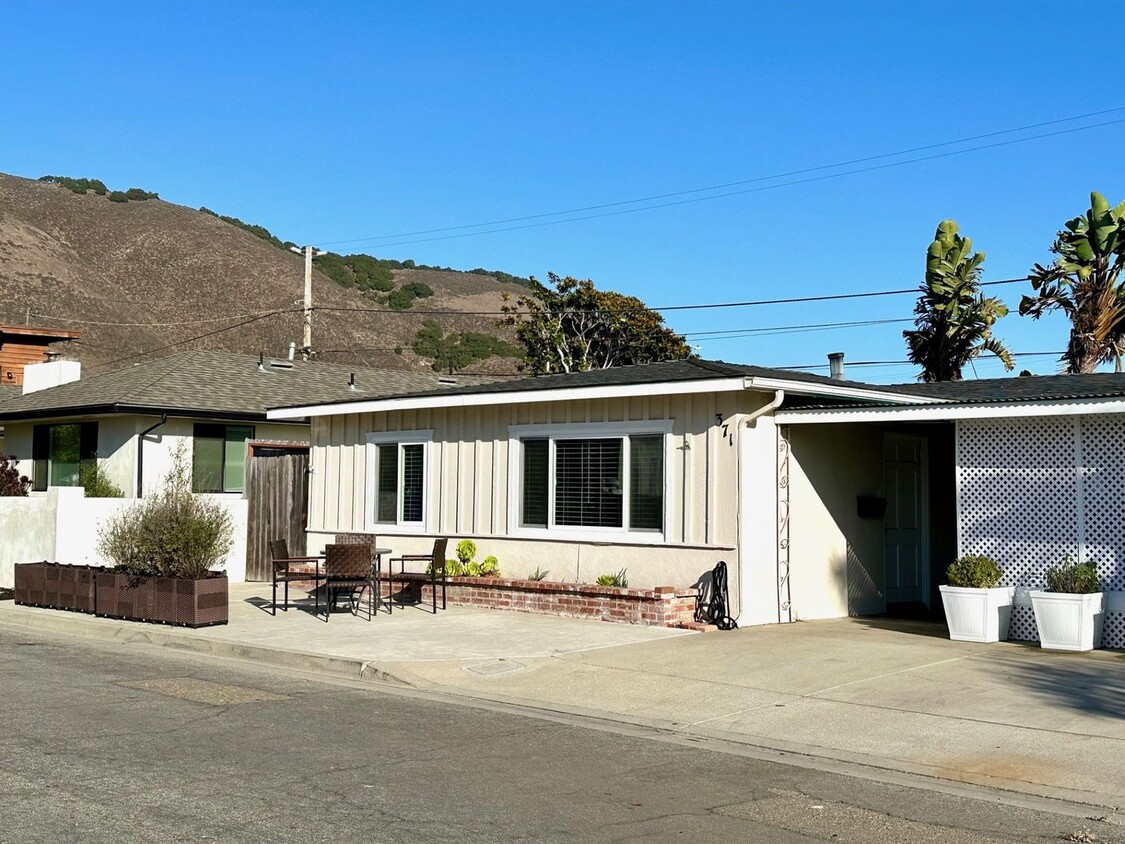 Primary Photo - 371 Wawona Ave