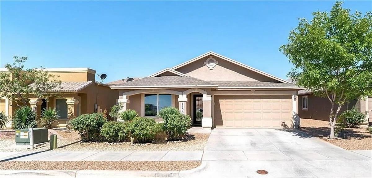 Foto principal - 11305 Cattle Ranch St