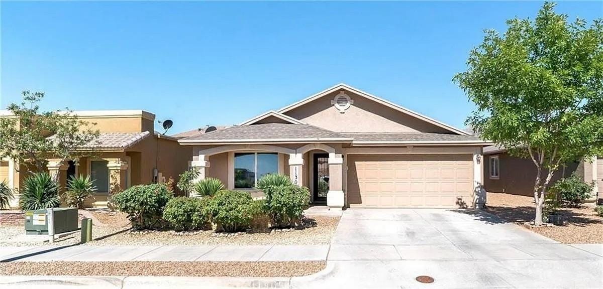 Primary Photo - 11305 Cattle Ranch St