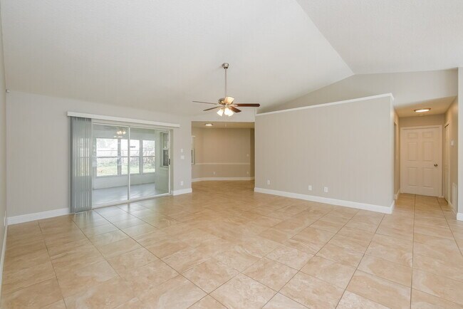 Foto del edificio - 4708 31st St Ct E