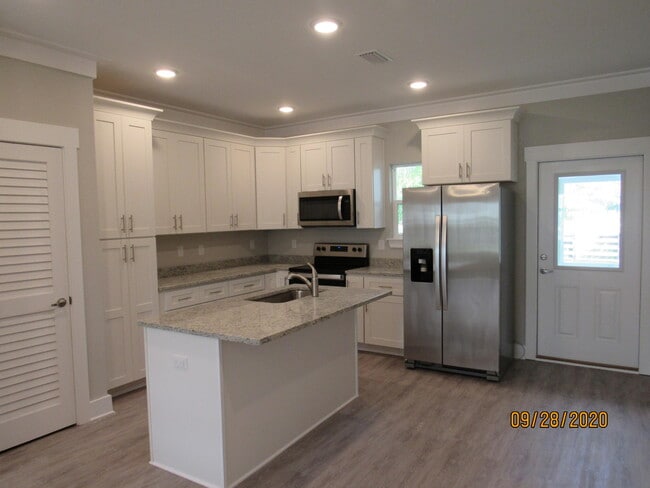 Building Photo - 47 S Sand Palm Rd
