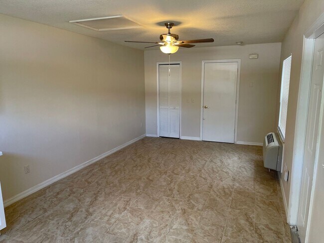 Foto del edificio - Studio/Effeciency