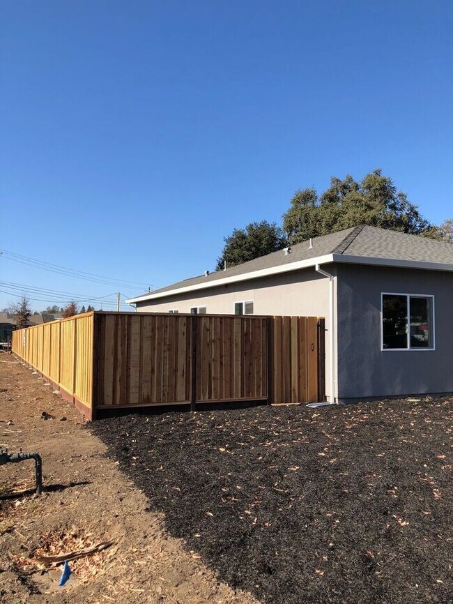 Foto del edificio - 41 Ursuline Rd