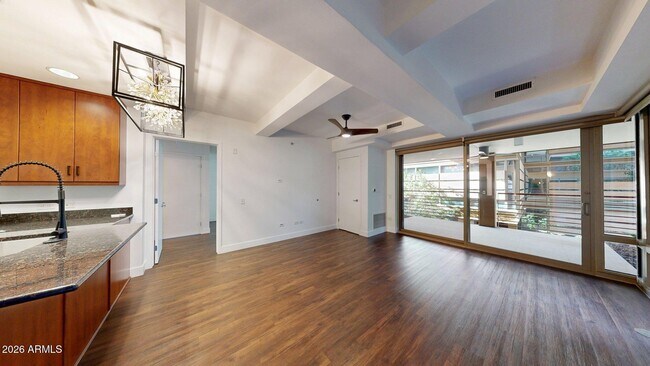 Foto del edificio - 7157 E Rancho Vista Dr