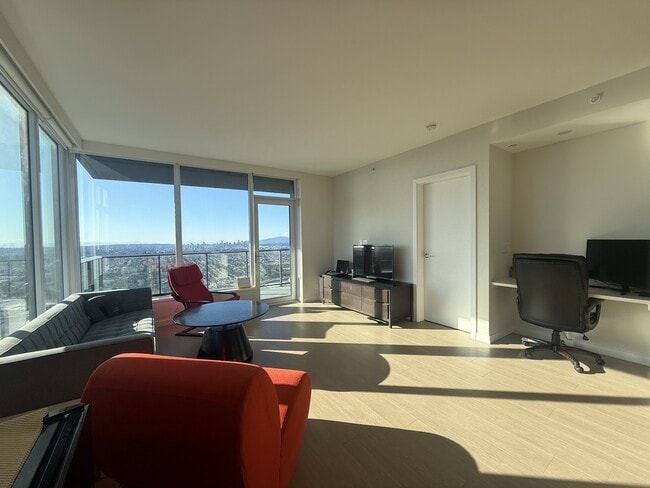 Building Photo - 2108 Gilmore Ave