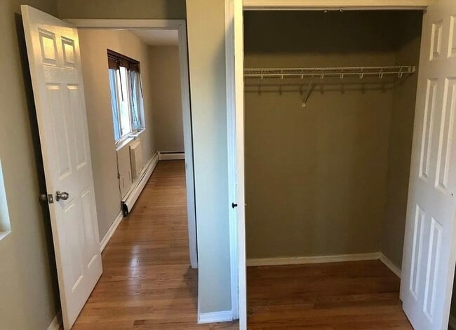 Foto del edificio - 1027 Halsey St