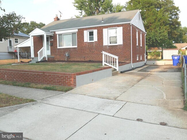Building Photo - 9803 51st Ave
