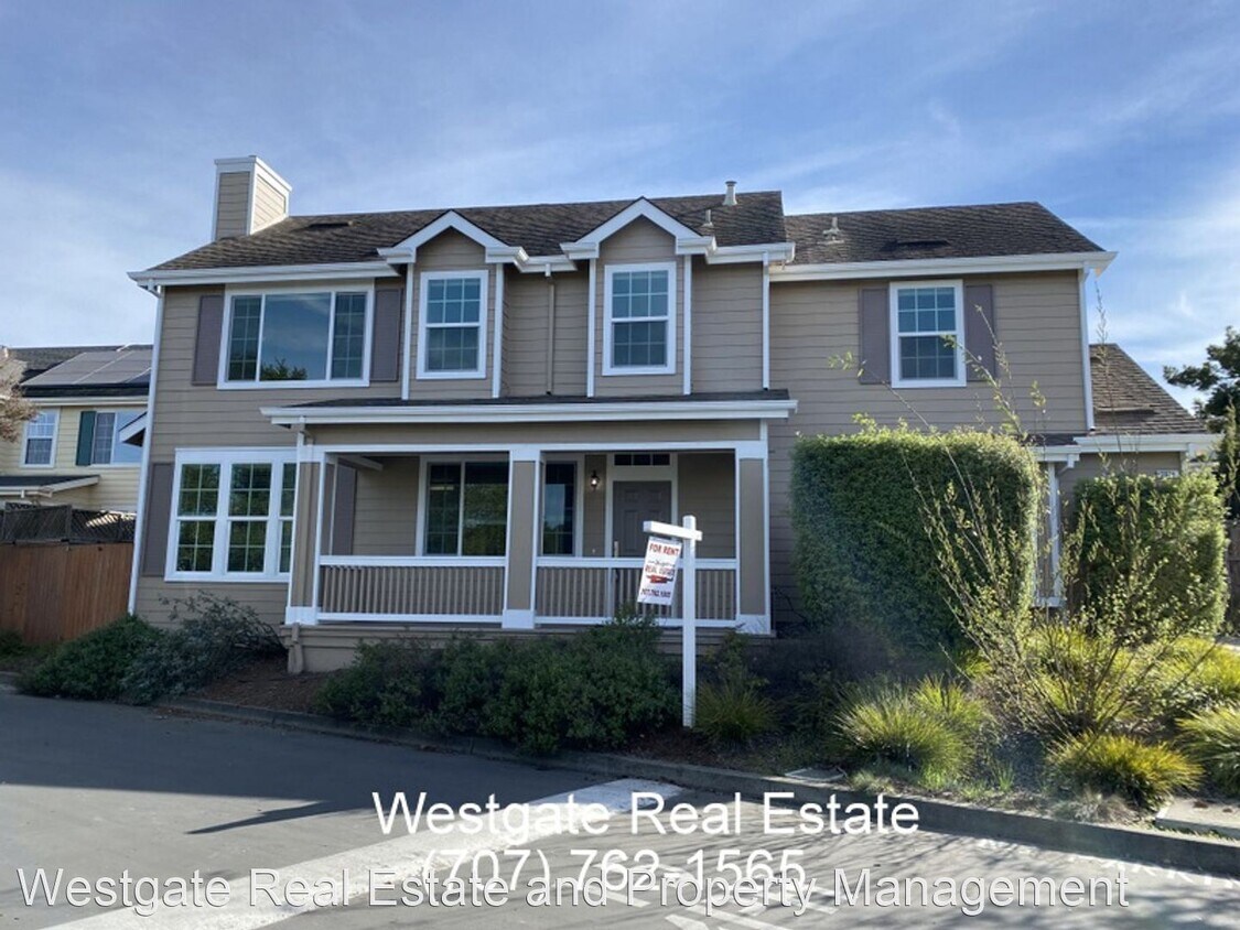 4 br, 2.5 bath House 2024 Chetwood Drive House Rental in Petaluma