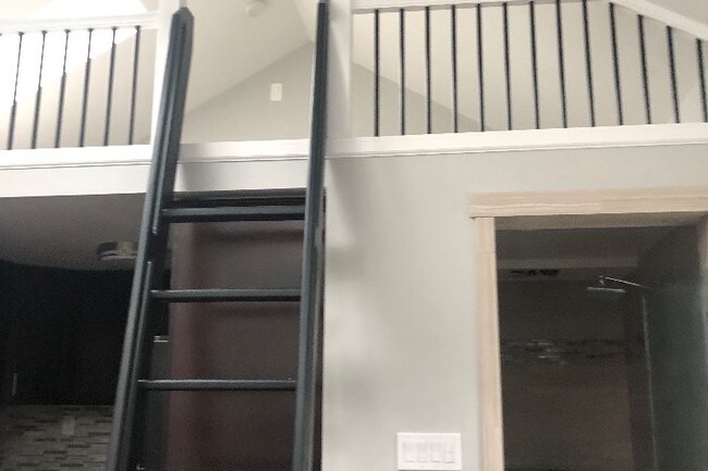 Loft - 11311 15th Ave NE