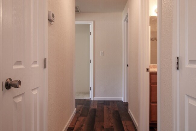 Foto del edificio - 2670 Fijian Way