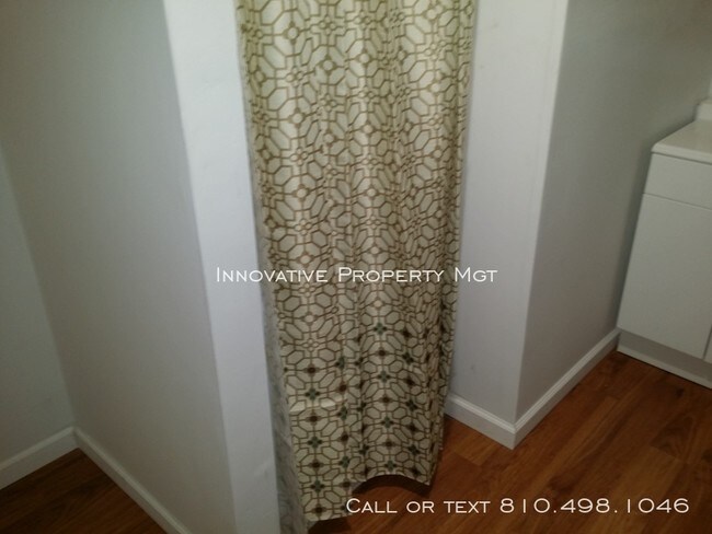 Foto del edificio - 2244 E Parkwood Ave