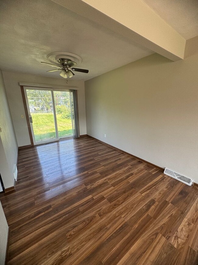 Foto del edificio - HM 3302-3304 W. 18th