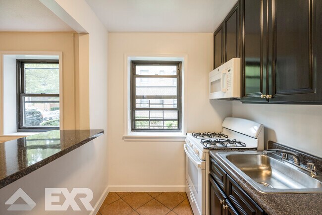 Foto del edificio - 20-56-56 24th St