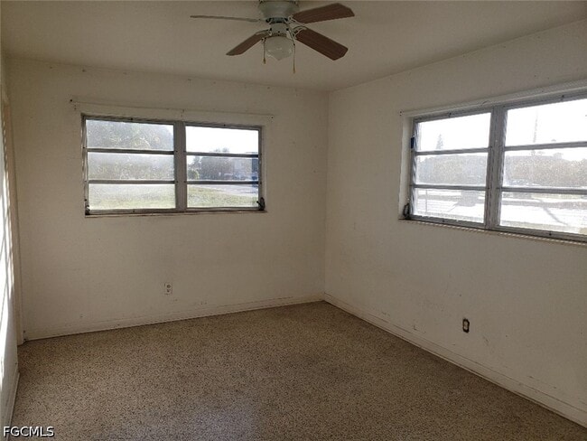 Building Photo - 4911 Coronado Pkwy
