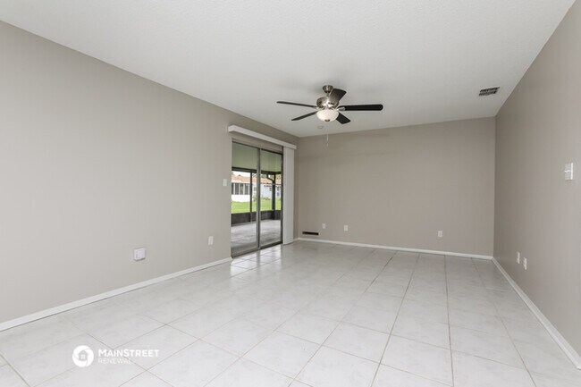 Building Photo - 10853 William and Mary Ct