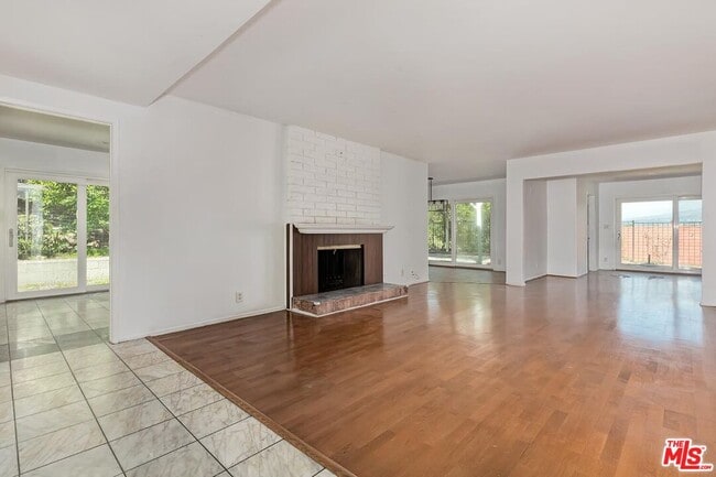 Building Photo - 2108 El Arbolita Dr