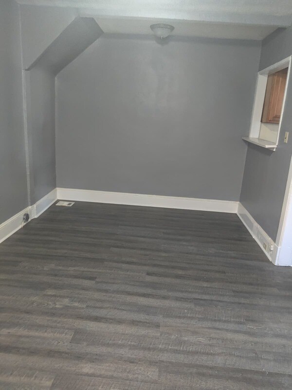 Foto del edificio - 6625 Blakemore St