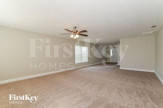 Building Photo - 5401 Oro Valley Rd