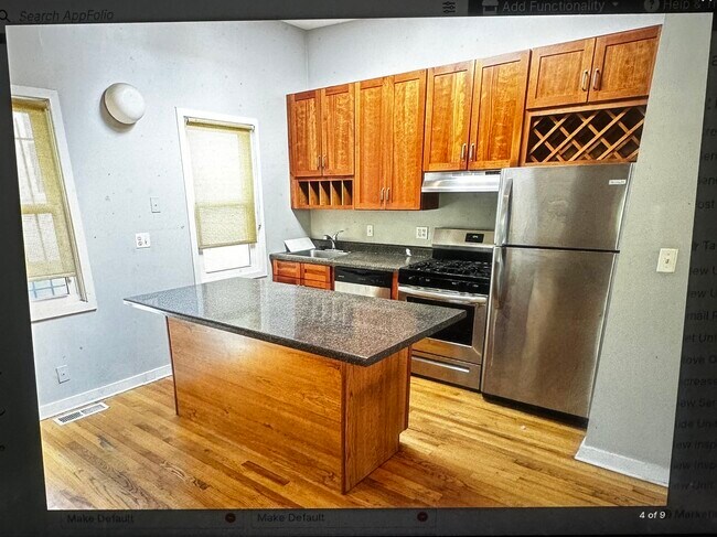 Foto del edificio - 2233 W Armitage Ave