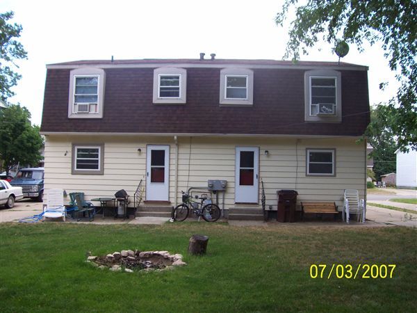 Building Photo - 1623 Pennoyer Ave