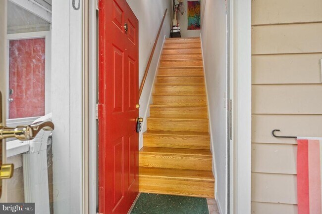 Foto del edificio - 5705 Chapman Mill Dr