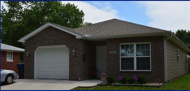 Foto del edificio - 2407 Putnam St