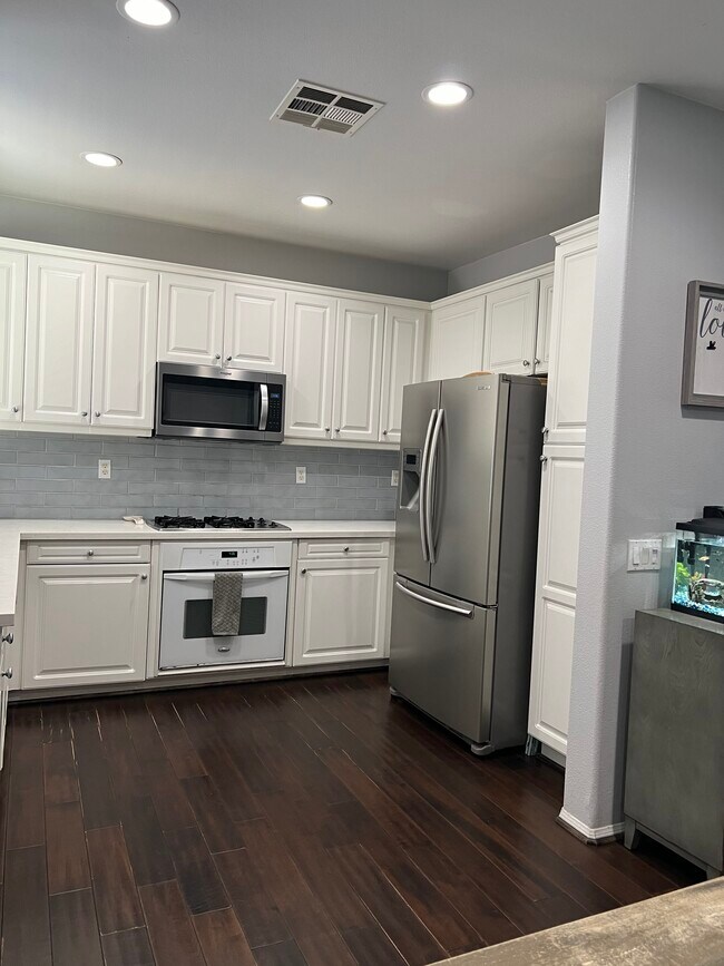 Building Photo - 3636 W Medici Ln