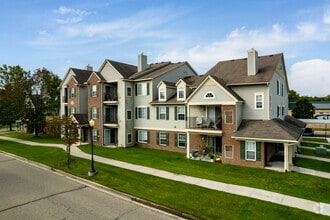 Building Photo - The Fairways at Woodfield
