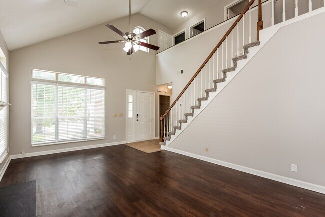 Foto del edificio - 3512 Dove Creek Rd