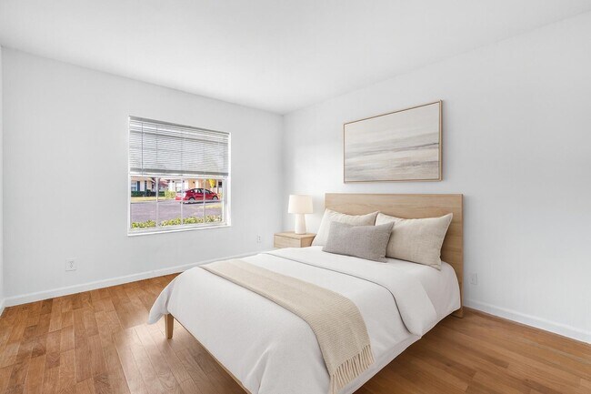 Foto del edificio - 9977 Three Lakes Cir