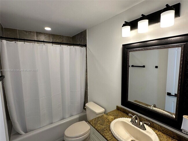 Foto del edificio - 4830 SW 41st Ave