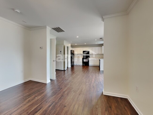 Building Photo - 704 Overlook Rd