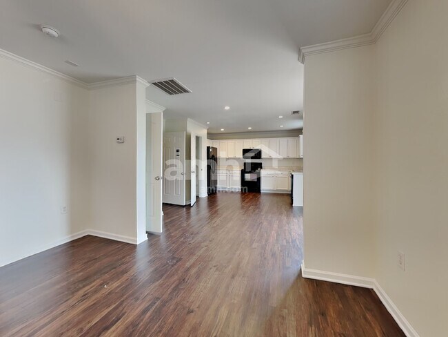 Foto del edificio - 704 Overlook Rd