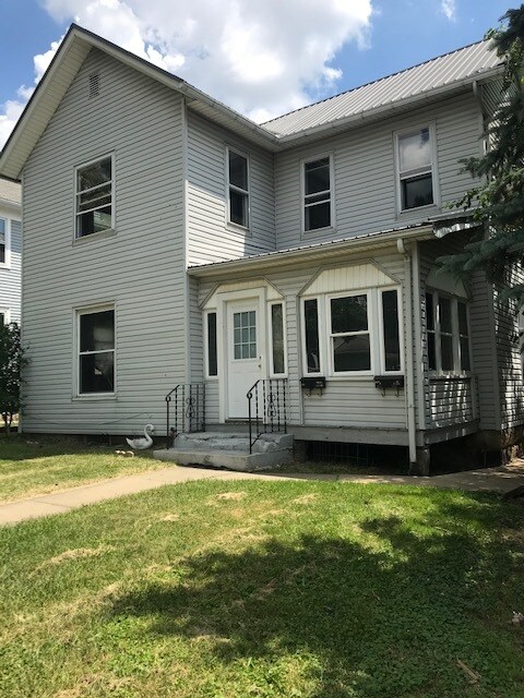 Primary Photo - 237 N Bever St