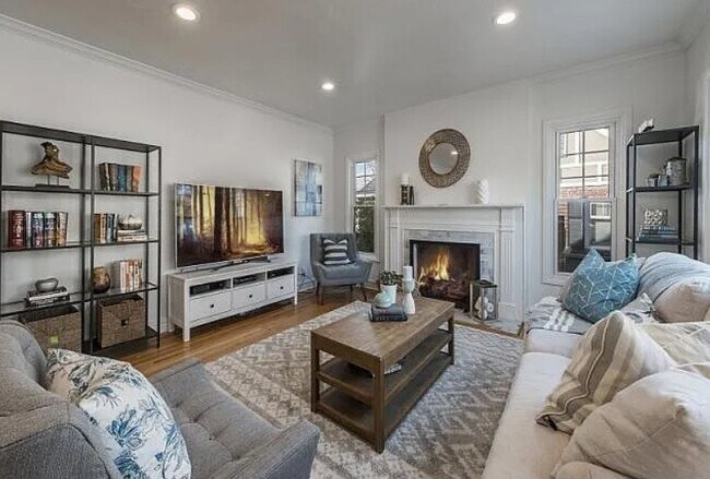 Foto del edificio - 1684 Browning Ave