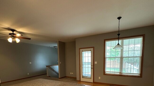 Foto del edificio - 1803 Periwinkle Dr