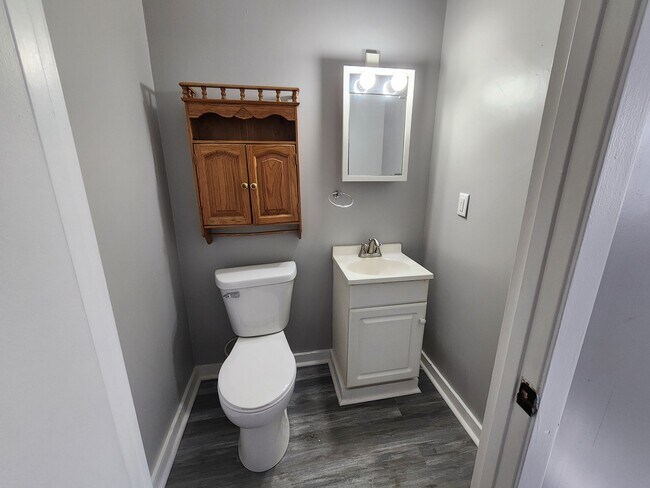 Foto del edificio - 1012 E 15th St