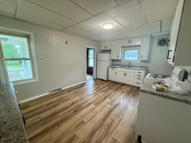 Building Photo - 3 Bed 2 Bath Single Family Home in Wausau