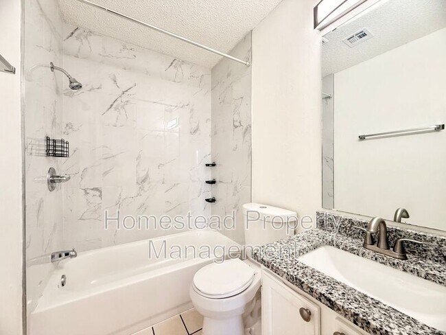 Foto del edificio - 10020 S Clegern St