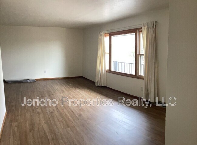 Foto del edificio - 7985 Lowell Blvd