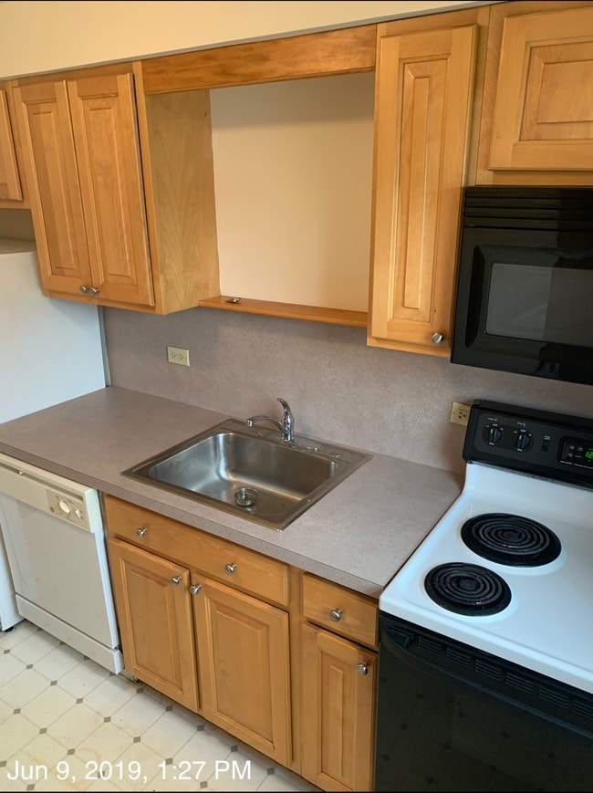 Foto del edificio - 11410 S Western Ave