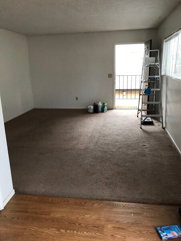 Foto principal - 7860 Santa Ysabel Ave