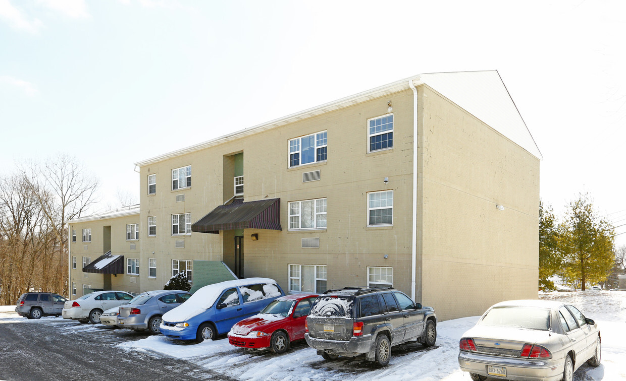 Foto principal - Perry Highway Apartments