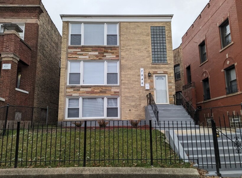 Primary Photo - Spacious 3BR Unit in Quiet South Side Buil...