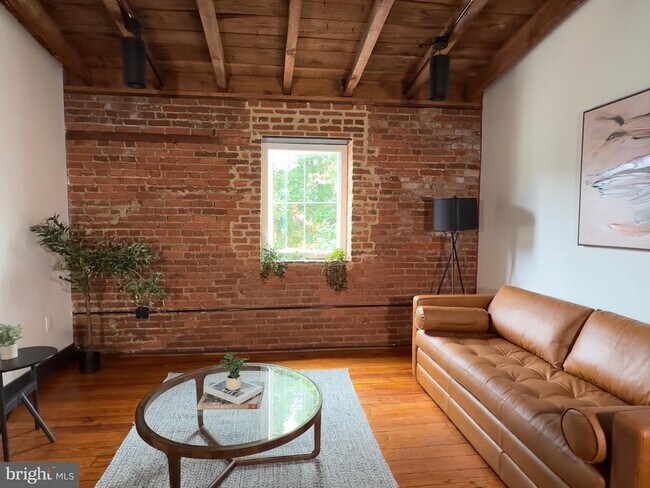 Foto del edificio - 437 W Grant St